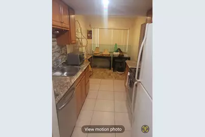 8450 Lagos De Campo Boulevard #201, Tamarac, FL 33321 - Photo 9