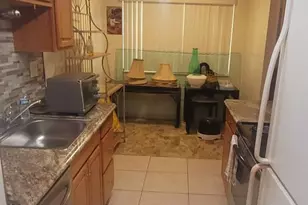 8450 Lagos De Campo Blvd, Tamarac, FL 33321 - Photo 9