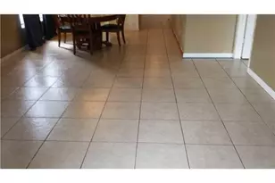 8450 Lagos De Campo Blvd, Tamarac, FL 33321 - Photo 5