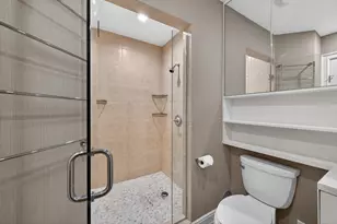 16135 Emerald Estates Dr, Weston, FL 33331 - Photo 29