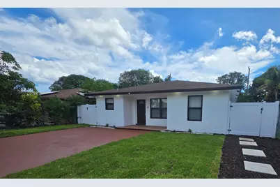 320 Sterling Avenue, Delray Beach, FL 33444 - Photo 1