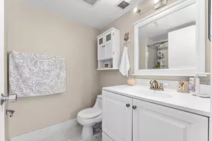 4570 NW 18th Ave, Deerfield Beach, FL 33064 - Photo 17