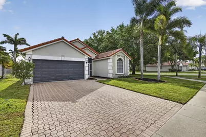 1599 Oak Berry Circle, Wellington, FL 33414 - Photo 3