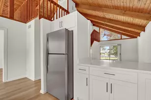 100 Sparrow Dr, Royal Palm Beach, FL 33411 - Photo 13