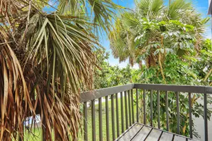 100 Sparrow Dr, Royal Palm Beach, FL 33411 - Photo 31