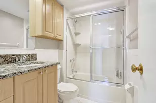 405 N Ocean Blvd, Pompano Beach, FL 33062 - Photo 25