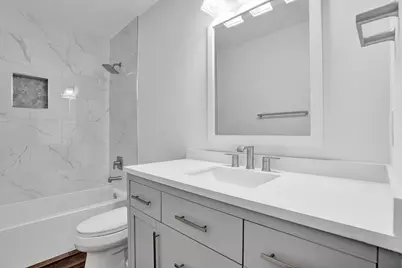 9821 NW 5th Place, Plantation, FL 33324 - Photo 17