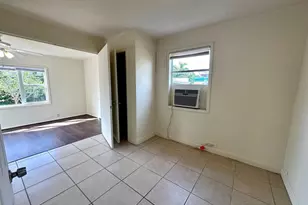 305 20th St, West Palm Beach, FL 33407 - Photo 13