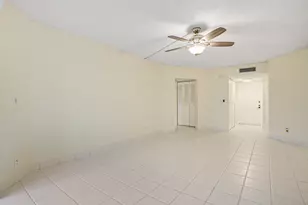 3810 Via Poinciana, Greenacres, FL 33467 - Photo 9