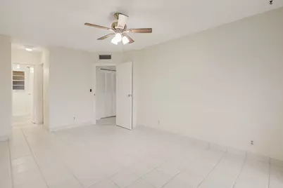 3810 Via Poinciana #404, Greenacres, FL 33467 - Photo 23