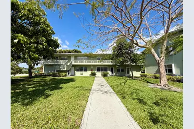 62 Easthampton C, West Palm Beach, FL 33417 - Photo 1