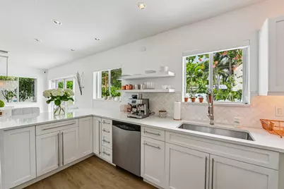 1910 NE 17th Terrace, Fort Lauderdale, FL 33305 - Photo 23