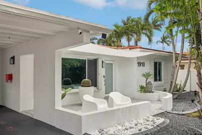 1910 NE 17th Terrace, Fort Lauderdale, FL 33305 - Photo 9