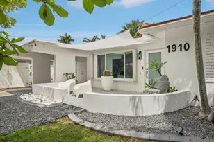 1910 NE 17th Terrace, Fort Lauderdale, FL 33305 - Photo 7