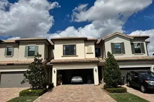 8309 Catria Ln, Wellington, FL 33467 - Photo 3