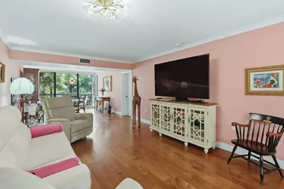 6133 Balboa Circle #302, Boca Raton, FL 33433 - Photo 9