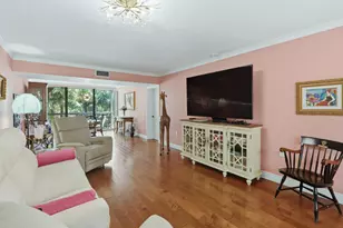 6133 Balboa Cir, Boca Raton, FL 33433 - Photo 9