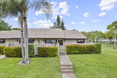 1023 Green Pine Boulevard #H, West Palm Beach, FL 33409 - Photo 5