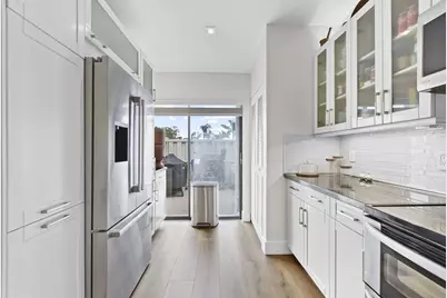 1023 Green Pine Boulevard #H, West Palm Beach, FL 33409 - Photo 17