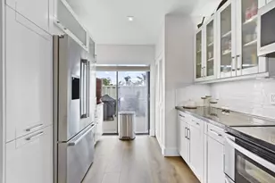 1023 Green Pine Blvd, West Palm Beach, FL 33409 - Photo 17