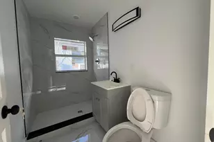 828 S B St, Lake Worth Beach, FL 33460 - Photo 5