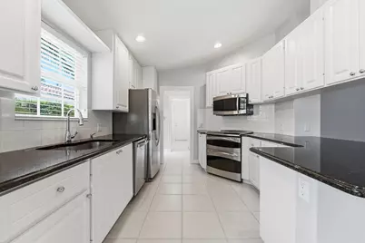 8137 Montserrat Place, Wellington, FL 33414 - Photo 7