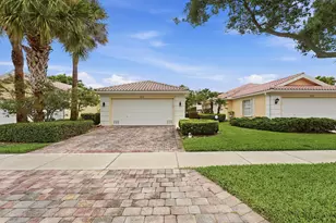 8137 Montserrat Pl, Wellington, FL 33414 - Photo 3