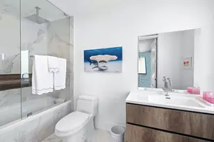 254 NE 4th St, Boca Raton, FL 33432 - Photo 29