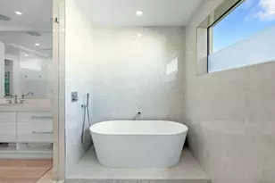 254 NE 4th St, Boca Raton, FL 33432 - Photo 27