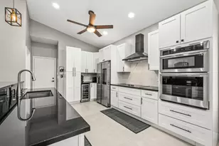 9989 Torino Dr, Lake Worth, FL 33467 - Photo 7