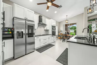 9989 Torino Drive, Lake Worth, FL 33467 - Photo 9