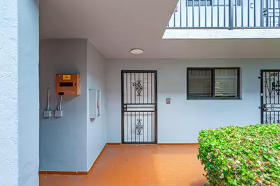 1340 W 41st Street #101, Hialeah, FL 33012 - Photo 1