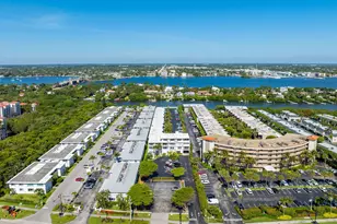 4001 S Ocean Blvd, South Palm Beach, FL 33480 - Photo 23