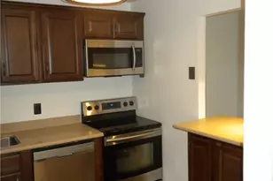 16950 W Dixie Hwy, North Miami Beach, FL 33160 - Photo 7