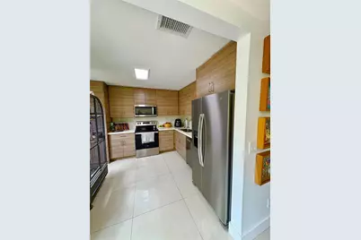 4832 Grapevine Way, Davie, FL 33331 - Photo 5