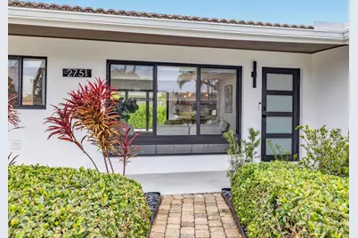 2751 NE 53rd Street, Lighthouse Point, FL 33064 - Photo 3