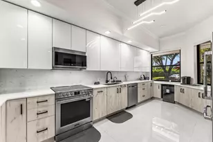 17541 Ashbourne Ln, Boca Raton, FL 33496 - Photo 1