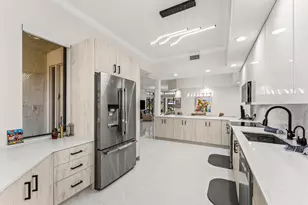 17541 Ashbourne Ln, Boca Raton, FL 33496 - Photo 3