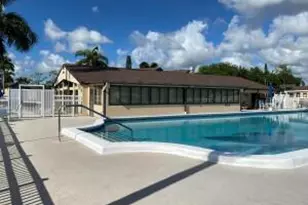 446 Pine Glen Ln, Greenacres, FL 33463 - Photo 11