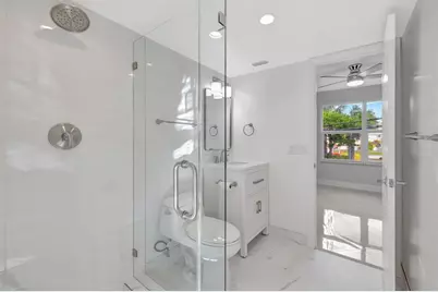 2400 NE 33rd Avenue #212, Fort Lauderdale, FL 33305 - Photo 15