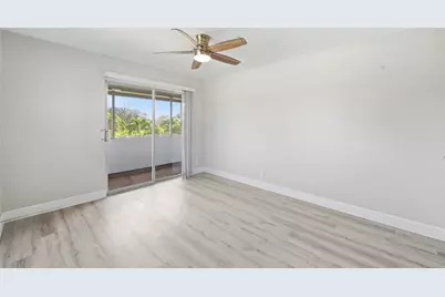 284 Flanders F, Delray Beach, FL 33484 - Photo 21