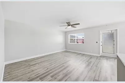 284 Flanders F, Delray Beach, FL 33484 - Photo 9