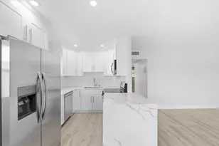 284 Flanders F, Delray Beach, FL 33484 - Photo 11