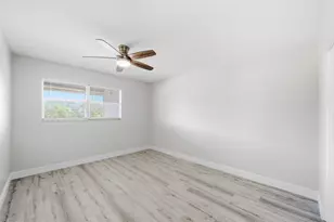 284 Flanders F, Delray Beach, FL 33484 - Photo 29