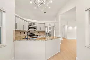 833 Heron Rd, Weston, FL 33326 - Photo 13