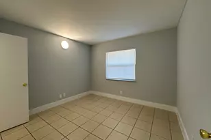 4819 Arjaro Dr, West Palm Beach, FL 33407 - Photo 9