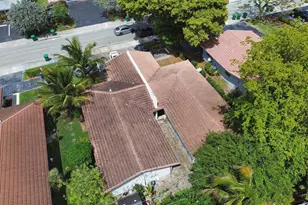 7860 NW 44th Ct, Coral Springs, FL 33065 - Photo 5