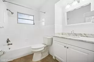 2433 NE 24th St, Lighthouse Point, FL 33064 - Photo 15