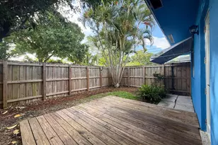 737 NE 15th Ct, Fort Lauderdale, FL 33304 - Photo 17