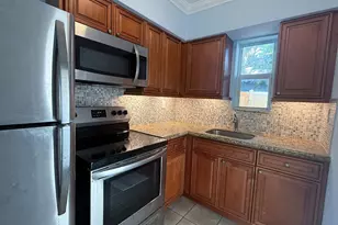 737 NE 15th Ct, Fort Lauderdale, FL 33304 - Photo 3